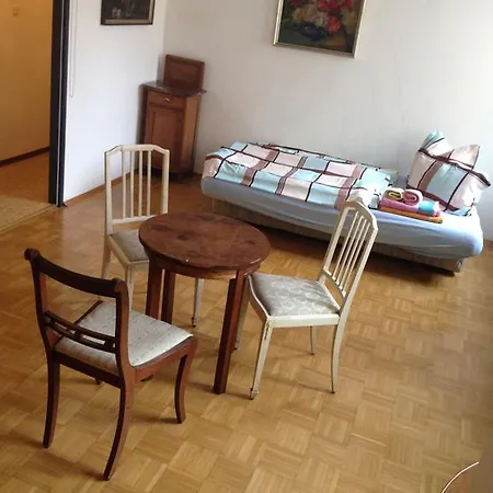 Hans Sachs Gasse 10