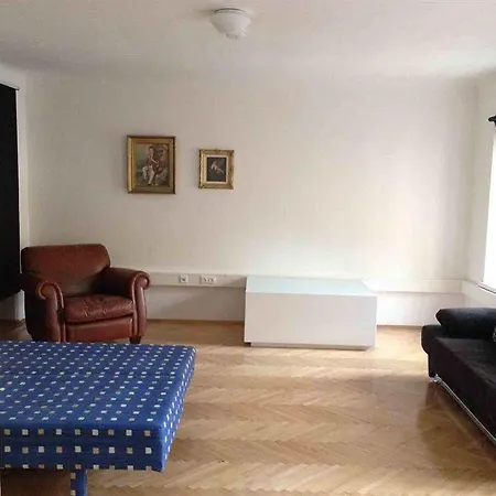 Apartment Hans Sachs Gasse 10 *
