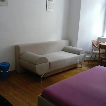 Apartment Hans Sachs Gasse 10 *